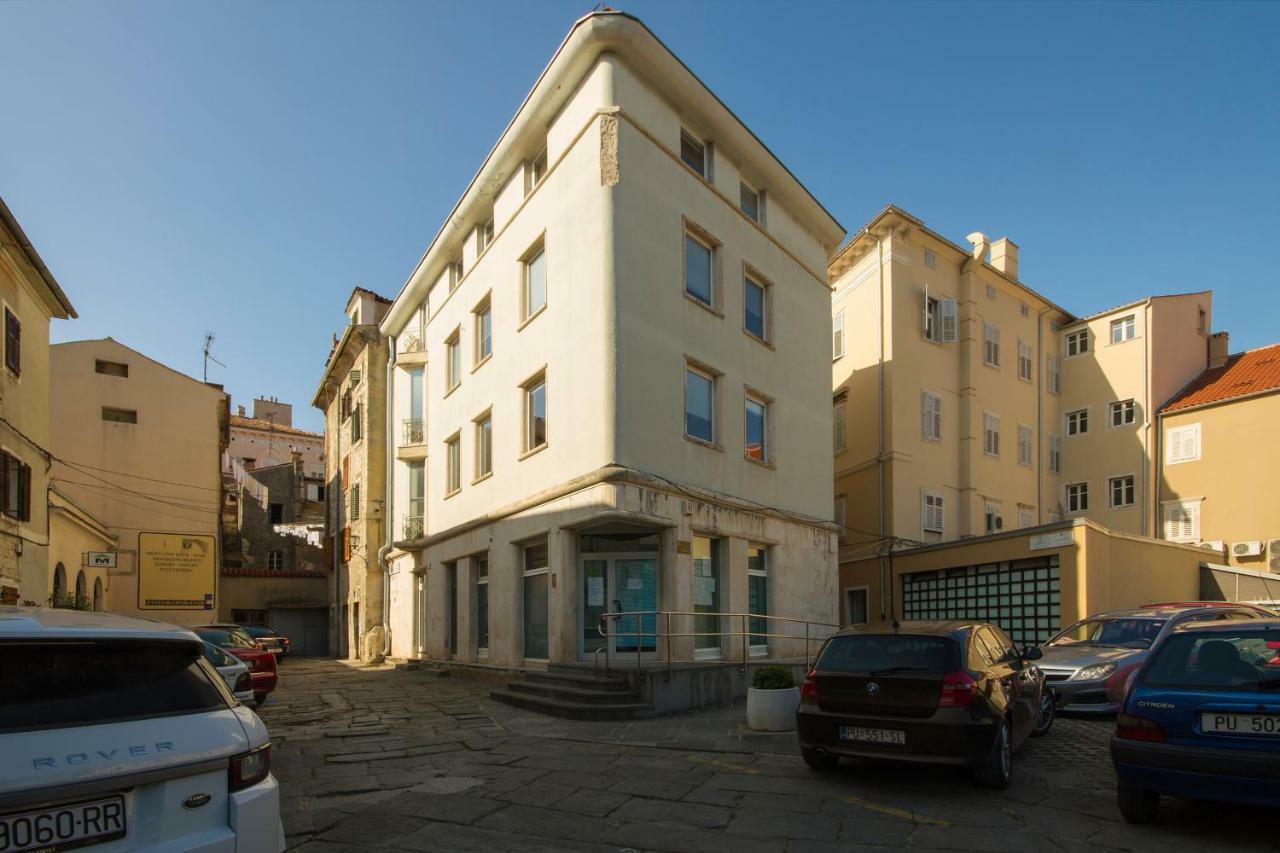 Studio Apartman Ela PUY Exterior foto